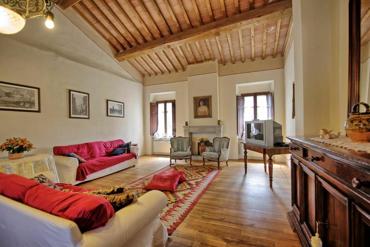 Villa Capolona By Posarellivillas Calbenzano Buitenkant foto